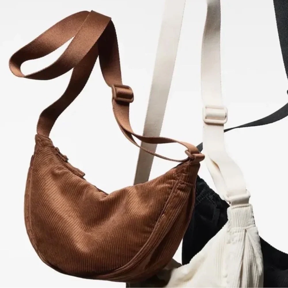 Uniqlo | Bag | Round Mini Shoulder Bag | Dark Brown